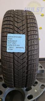 Gebruikte Pirelli winterband 225/45 R18 95 H, Ophalen, 18 inch, Gebruikt, Winterbanden