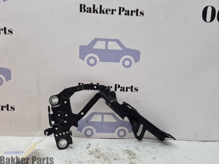 Motorkap Scharnier van een BMW 1-Serie, Gebruikt, -, -, 3 maanden garantie