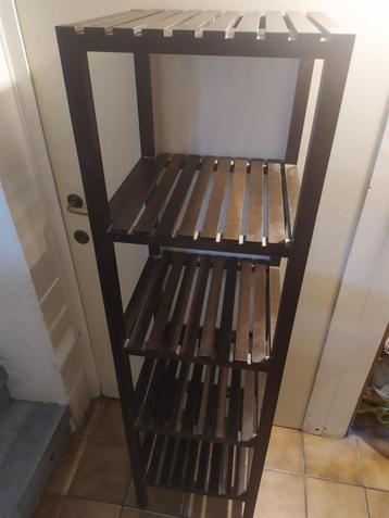 Etagère en bois (37*37*139) beschikbaar voor biedingen