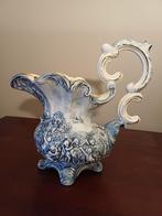 Baroque waterkruik / vaas Capodimonte, Antiek en Kunst, Antiek | Keramiek en Aardewerk, Ophalen