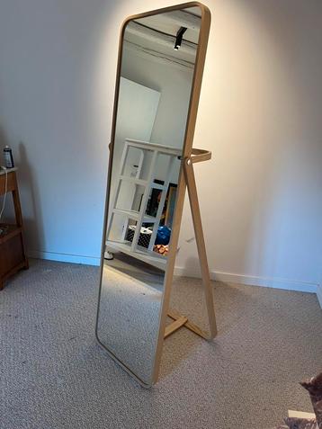 169x49 spiegel beschikbaar voor biedingen