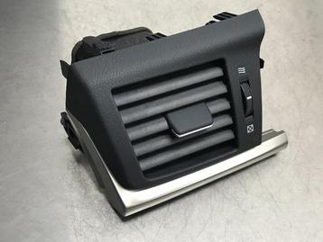 DASHBOARD LUCHTROOSTER CT 200h (|5565076040C0|556676010|) beschikbaar voor biedingen