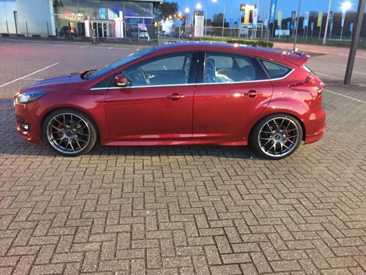 Eibach verlagingsveren - Ford Focus 1.5 Ecoboost, Auto-onderdelen, Ophanging en Onderstel, Ford, Gebruikt, Ophalen of Verzenden