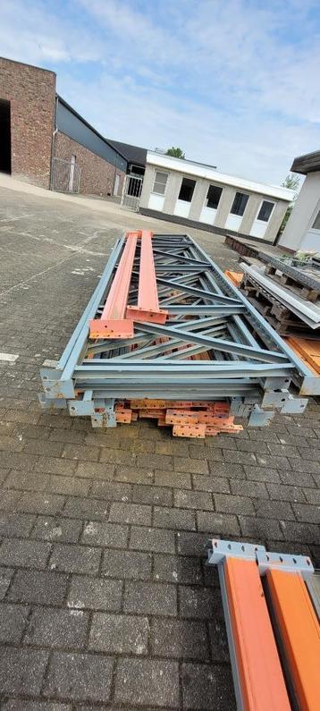 Pallet-rekken, magazijn rekken beschikbaar voor biedingen