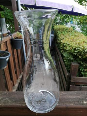 Carafe de vin d’un litre en verre                           