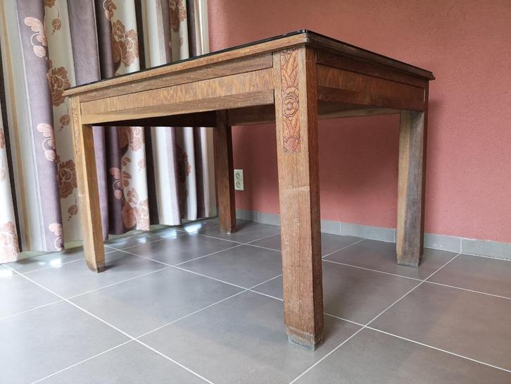 Vintage tafel met houtsnede bloemen |  Restauratieproject❤, Antiek en Kunst, Antiek | Meubels | Tafels, Ophalen