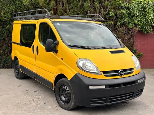Opel vivaro 1.9 diesel 174.000km mooie staat 3500€ gekeurd, Auto's, Bestelwagens en Lichte vracht, Bedrijf, Te koop, Opel, Diesel