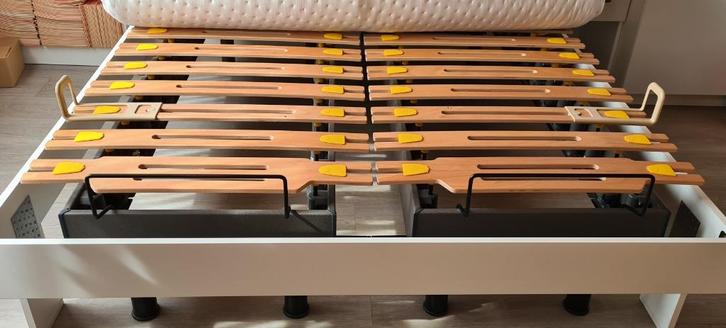 Dorsoo ACTIVE+ bed: lattenbodems, Huis en Inrichting, Slaapkamer | Matrassen en Bedbodems, Gebruikt, Bedbodem, 160 cm, 200 cm