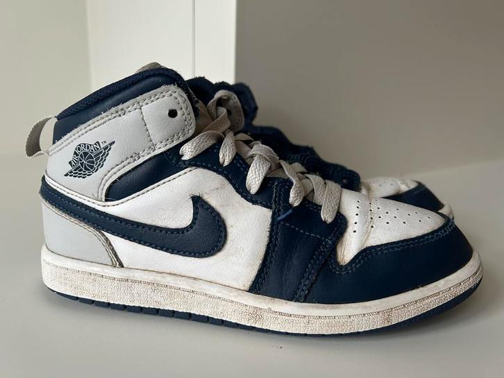 Sneakers Nike Air Jordan maat 34, Adidas 35, Gola 35, Kinderen en Baby's, Kinderkleding | Schoenen en Sokken, Gebruikt, Schoenen