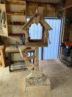 Nieuwe zelfgemaakte vogelhuisjes en putten voor bloemen, Ophalen, Nieuw