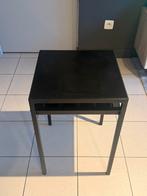 Bijzet tafeltje met wit/zwart blad Handig bijzet tafeltje, Huis en Inrichting, Tafels | Bijzettafels, Ophalen