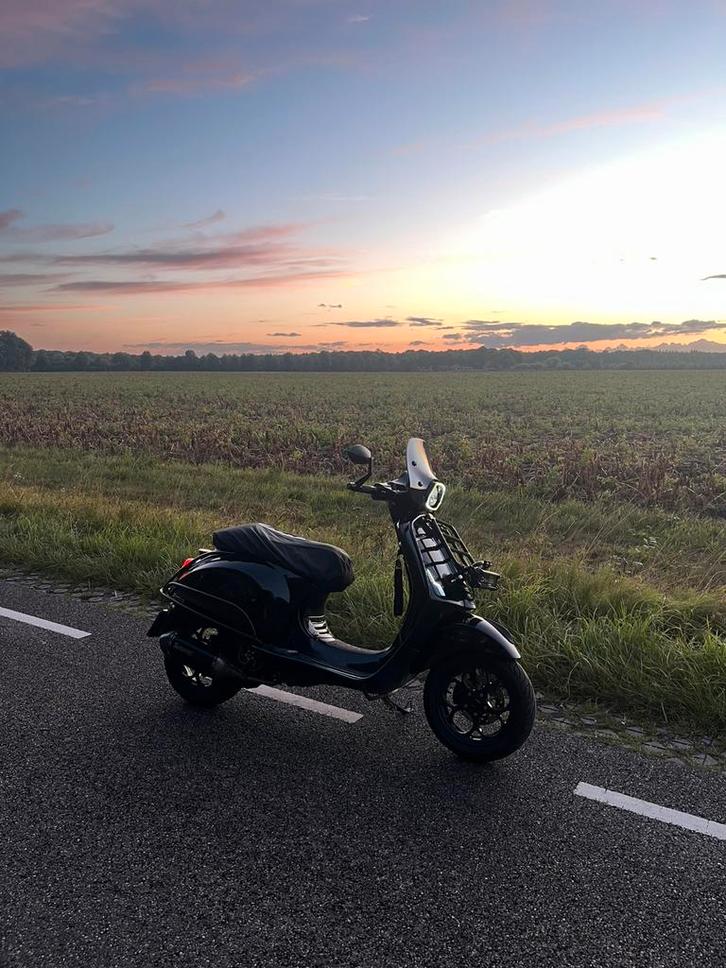 Vespa Sprint E5 2024 80cc, Fietsen en Brommers, Scooters | Vespa, Zo goed als nieuw, Overige modellen, Klasse B (45 km/u), Benzine