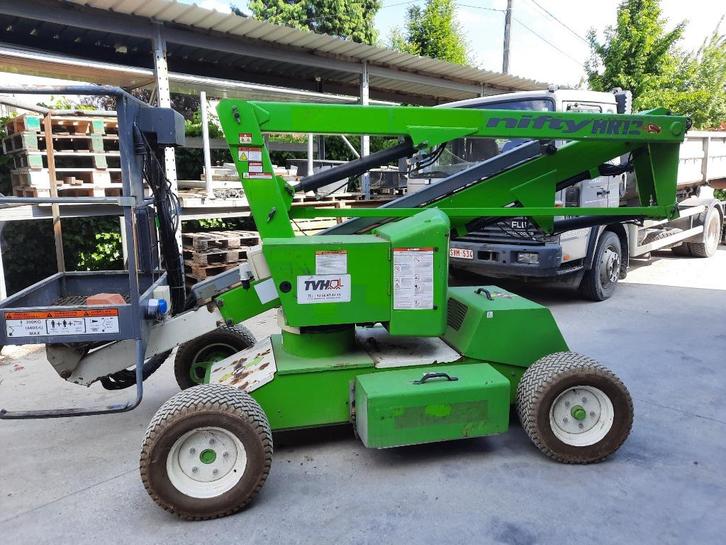 4*2*2 GELEDE MAND, Zakelijke goederen, Machines en Bouw | Liften, Steigers en Ladders, Ophalen