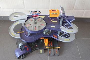 Hotweels garage beschikbaar voor biedingen