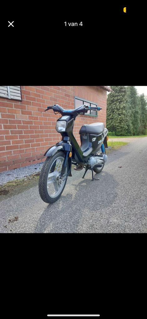 Honda walleroo, Fietsen en Brommers, Brommers | Honda, Zo goed als nieuw, Ophalen