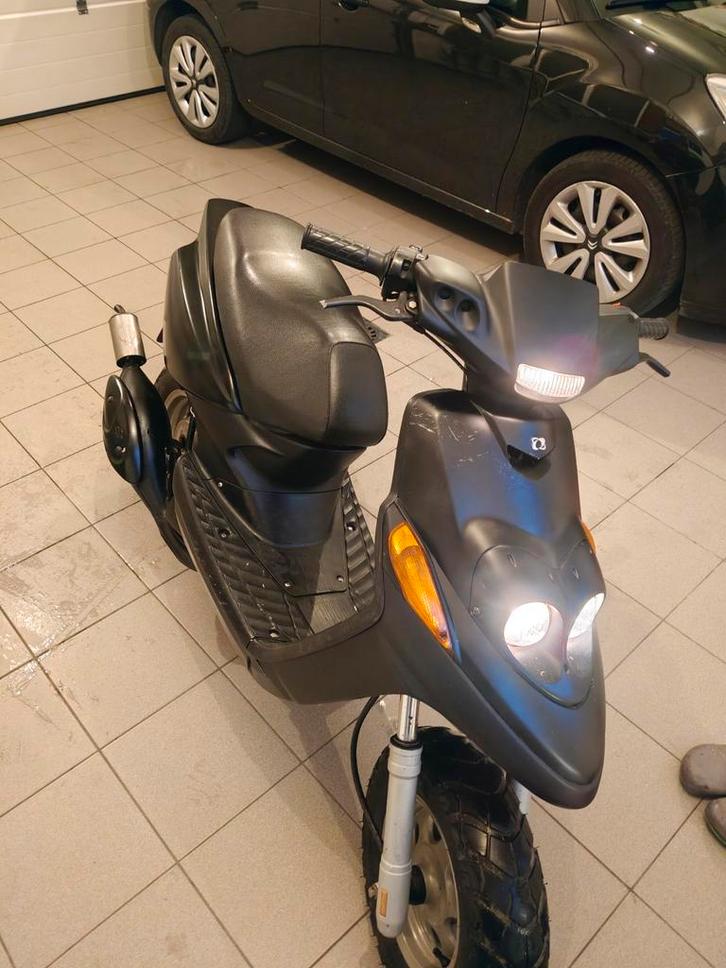 Mbk Booster Next Generation 2001, Fietsen en Brommers, Brommers | Overige merken, Zo goed als nieuw, Klasse B (45 km/u), Ophalen of Verzenden