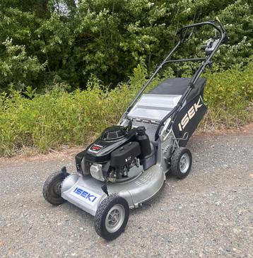 Professionele Iseki Grasmachine te koop. beschikbaar voor biedingen