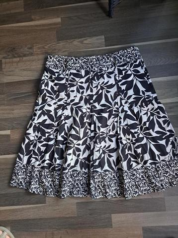 Gerry Weber, leuke rok, in zwart/wit, mt 44/46 beschikbaar voor biedingen