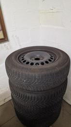 Pneu hiver Mercedes GLA 215/65R17, Autos : Pièces & Accessoires, Pneus et Jantes, 17 pouces, Enlèvement, Utilisé