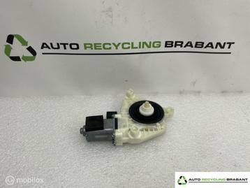 Raammotor linksachter Volkswagen Passat B8 5Q4959801D