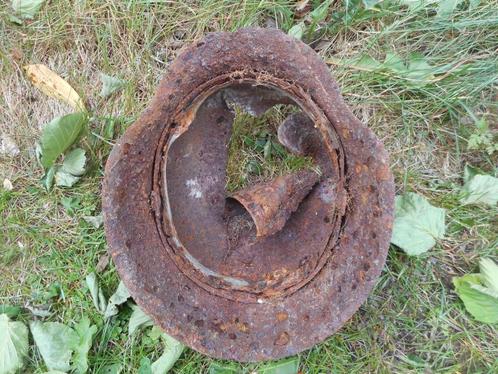 casque allemand M42 impacté Relics Battle of the Bulge, Verzamelen, Militaria | Tweede Wereldoorlog, Verzenden