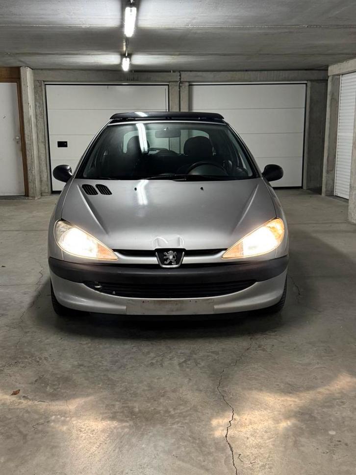 Peugeot 206 – bouwjaar 2000 – 110.000 km – start en rijdt, Autos : Pièces & Accessoires, Autres pièces automobiles, Peugeot, Enlèvement
