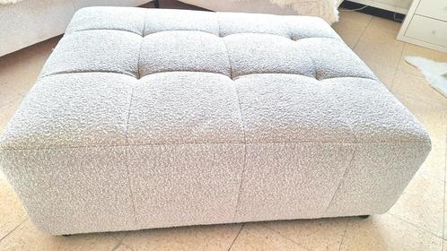 🌸 MOET WEG !! SPLINTERNIEUWE grote zachte poef kleur Pearl, Huis en Inrichting, Zetels | Voetbanken en poefs, Nieuw, Ophalen