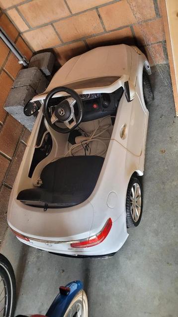 Elektrische kinderauto - Mercedes