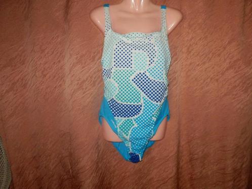 (45) -maillot femme t.46 blanc et bleu - nabaiji -, Kleding | Dames, Badmode en Zwemkleding, Zo goed als nieuw, Badpak, Blauw