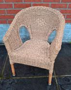 Rotan kinderstoeltje., Tuin en Terras, Ophalen, Rotan