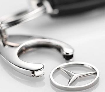 Mercedes keychain beschikbaar voor biedingen