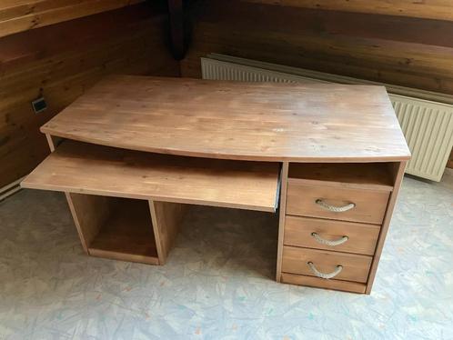 Bureau grenen look met uitschuifbaar blad en 3 schuiven, Huis en Inrichting, Bureaus, Gebruikt, Bureau, Ophalen