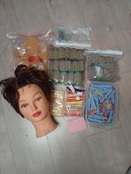Lot bigoudis + tête, Bijoux, Sacs & Beauté, Enlèvement ou Envoi