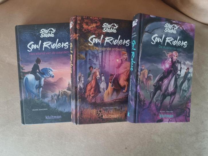 Helena Dahlgren - Soul Riders deel 1, 2, 3, Boeken, Kinderboeken | Jeugd | 10 tot 12 jaar, Zo goed als nieuw, Fictie, Ophalen of Verzenden
