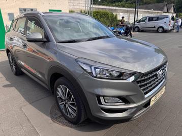 HYUNDAI beschikbaar voor biedingen