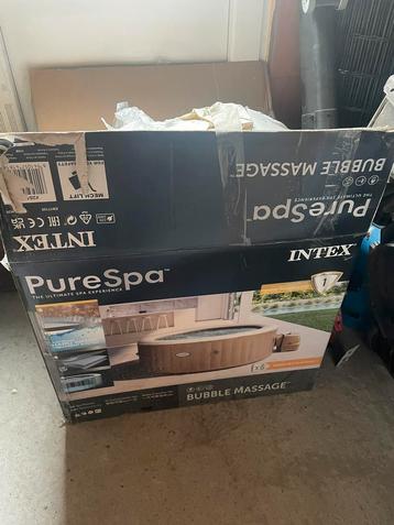 Jacuzzi Pure Spa beschikbaar voor biedingen