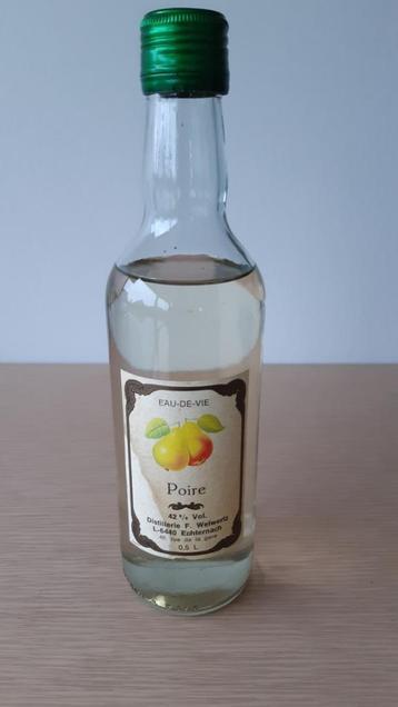 Sterke drank beschikbaar voor biedingen