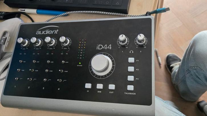 Audient ID 44:20 in/24 out geluidskaart/audio-interface, Audio, Tv en Foto, Karaoke-apparatuur, Zo goed als nieuw, Ophalen of Verzenden