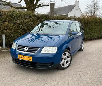 VW Touran 2.0 FSI benzine 6vit Airco/ CC 2004!! beschikbaar voor biedingen