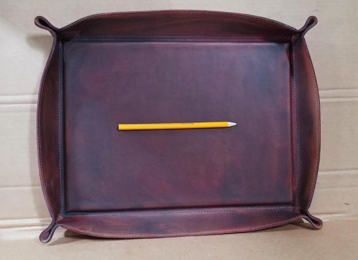 Extra grote lederen vide-poche dik zadelleder Cordovan, Diversen, Bureau-accessoires, Zo goed als nieuw, Ophalen of Verzenden