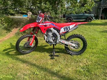 Crf 450 beschikbaar voor biedingen