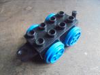 Lego Duplo Train Base 2x4 with 4 Blue Wheels (zie foto's), Enlèvement ou Envoi, Utilisé, Briques en vrac, Duplo