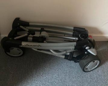 Quinny kinderwagen met 3 standen in uitstekende staat. beschikbaar voor biedingen