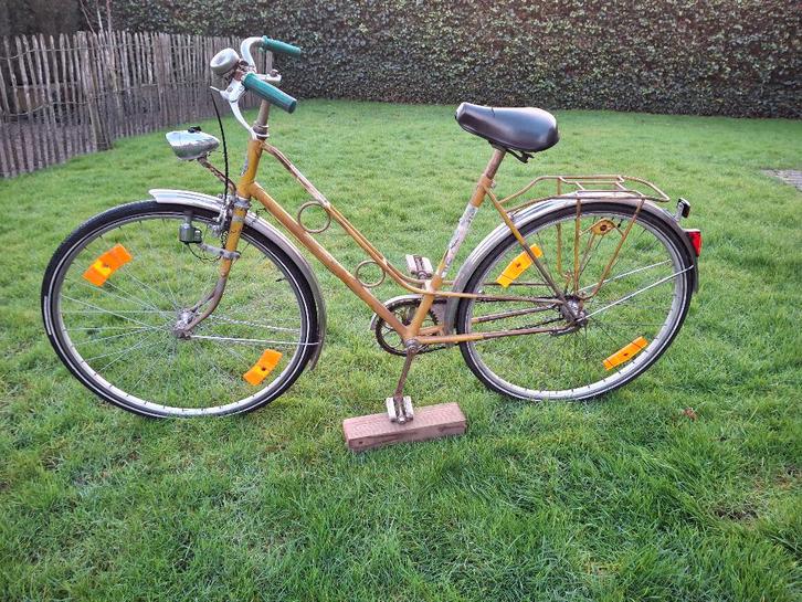 Studenten fiets, Fietsen en Brommers, Fietsen | Dames | Damesfietsen, Gebruikt, Ophalen of Verzenden