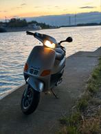 Zip a klasse  70cc, Fietsen en Brommers, Scooters | Piaggio, Ophalen of Verzenden, Zo goed als nieuw, Zip