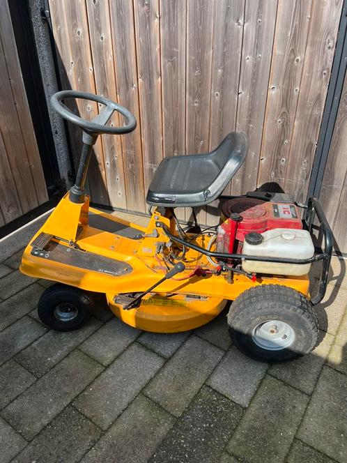 Zitmaaier Stiga Garden 1000E, Tuin en Terras, Zitmaaiers, Gebruikt, Elektrische starter, Versnellingen, Ophalen