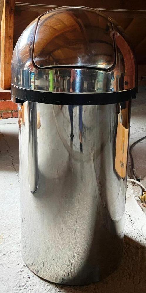 BRABANTIA - grand baril poubelle en acier inoxydable avec va, Maison & Meubles, Cuisine | Ustensiles de cuisine, Enlèvement ou Envoi