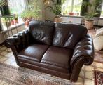 Vintage Chesterfield 2 zit lederen zetel, Ophalen, Zo goed als nieuw