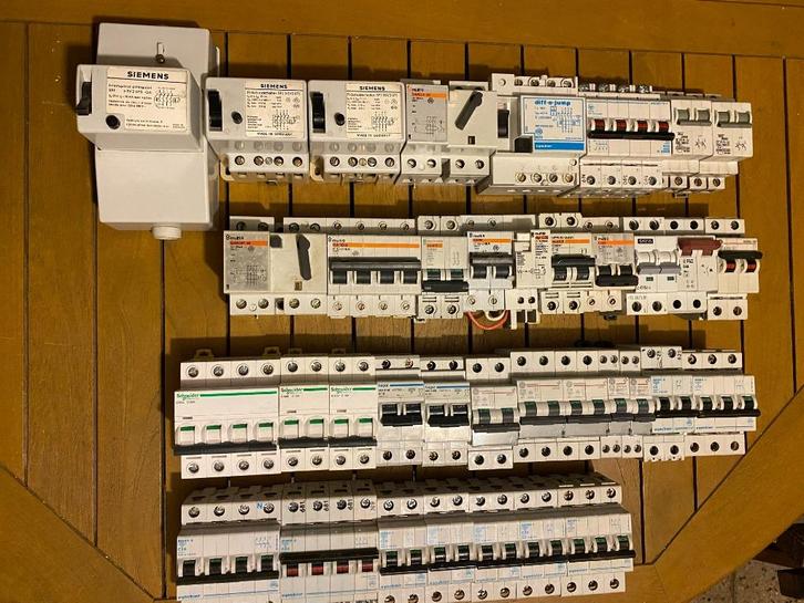 Beveiligingen allerhande zie de lijst en alle foto's, Doe-het-zelf en Bouw, Bouwverlichting, Gebruikt, Ophalen of Verzenden