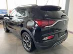 SsangYong Korando Carplay // DAB - Bluetooth - automaat, Auto's, SsangYong, 139 g/km, 136 pk, Zwart, 5 deurs